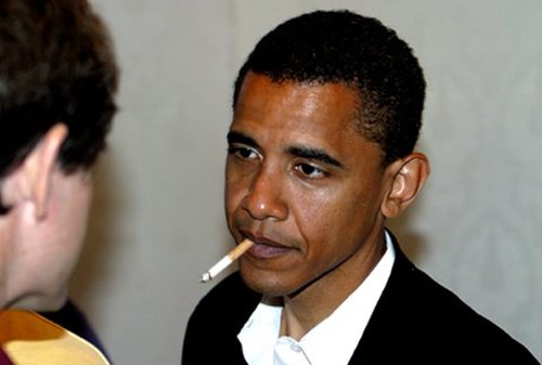 Barack Obama a câştigat lupta cu fumatul, viciu pe care-l are din adolescenţă