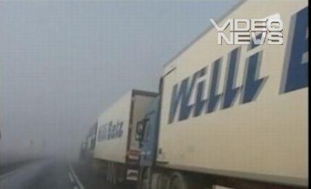 Haos în vama Nădlac: Sute de şoferi de TIR au blocat DN7 din cauza controlului prea amănunţit