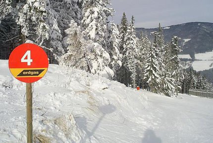 O româncă a murit în Austria în urma unui accident pe pârtia de schi