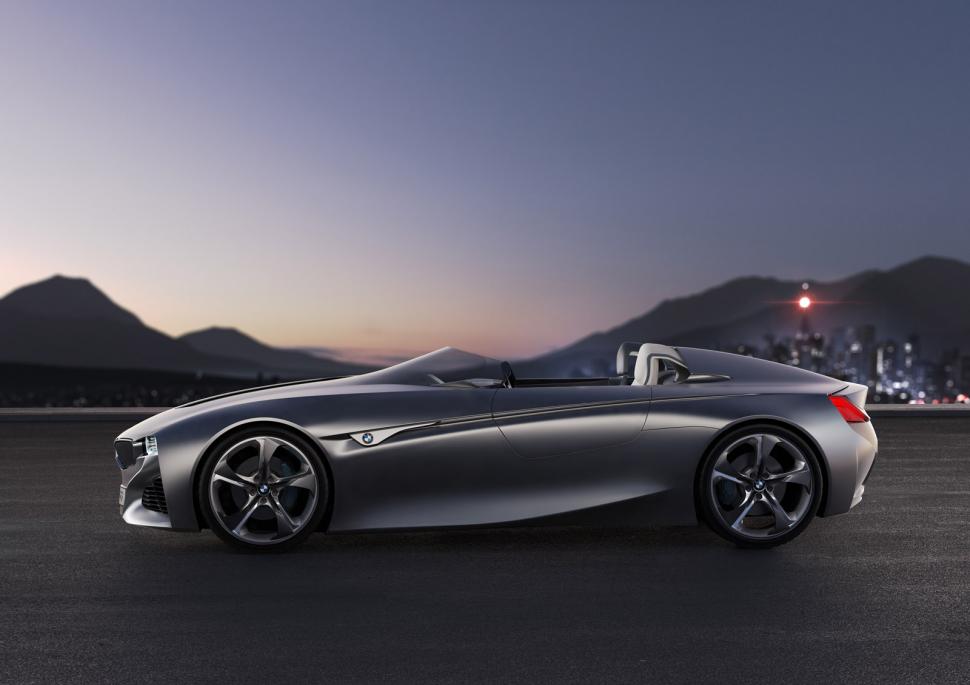 BMW Vision ConnectedDrive, un concept spectaculos prezentat înanintea debutului de la Geneva 88087