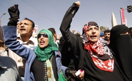 Revolta egipteană a stârnit masele din Orientul Mijlociu. Iran, Yemen şi Bahrein, împânzite de proteste