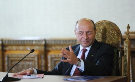 Traian Băsescu se întâlneşte la ora 16:00 cu parlamentarii PDL pentru a vota noul premier