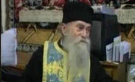 Starea părintelui Arsenie Papacioc este stabilă