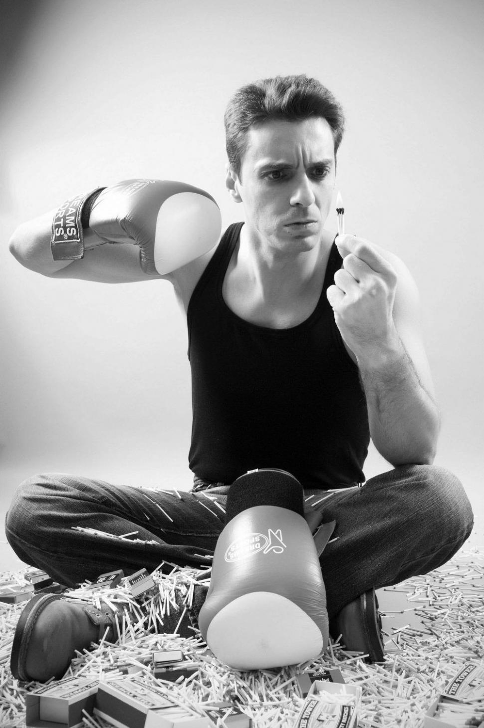 O fotografie cu Mircea Badea a fost vândută în scopuri caritabile 88708