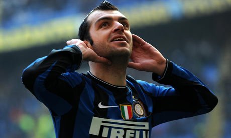 Transferul lui Pandev la Inter, anchetat de justiţia italiană