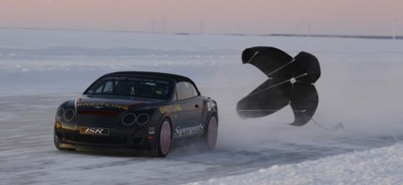 Bentley stabileşte un nou record de viteză pe gheaţă: peste 330 km/h