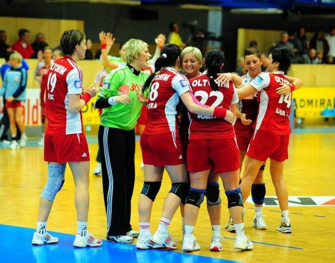 Oltchim a învins cu 31-27 pe Krim Ljubljana în Liga Campionilor la handbal feminin