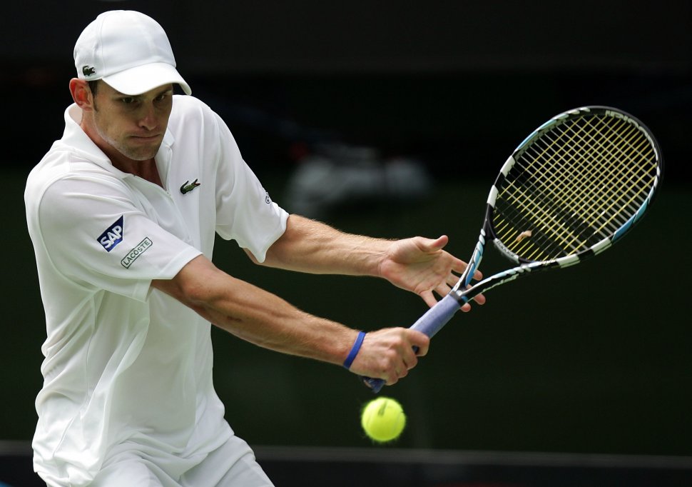 Andy Roddick a câştigat turneul ATP de la Memphis. Caroline Wozniacki se impune în Dubai