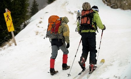 Avertizări de avalanşe pentru turiştii din Retezat, Parâng şi Vâlcan