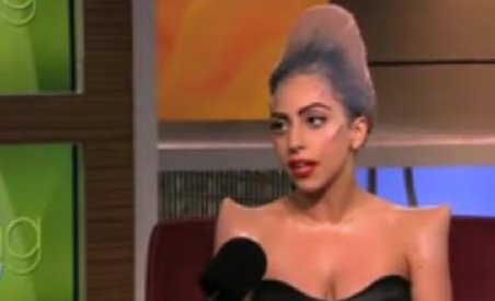 Lady Gaga şochează din nou: Coarnele mele sunt naturale