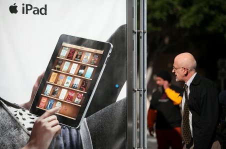 Apple lansează miercuri a doua generaţie iPad
