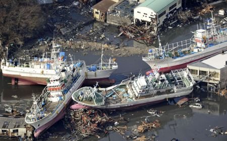  Valul apocaliptic, surprins de un cameraman amator: Noi imagini cu tsunami-ul care a devastat Japonia