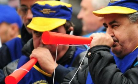 Sindicaliştii din toată ţara vin spre Bucureşti pentru a participa la miting