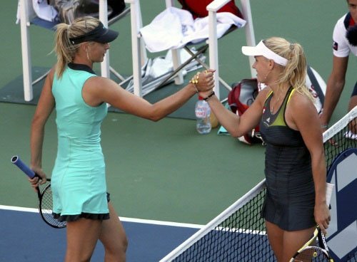 Caroline Wozniacki şi Maria Sharapova, adversare în semifinalele de la Indian Wells