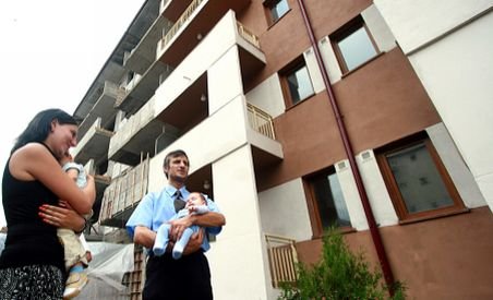Ţepe imobiliare de la stat: ANL nu a predat locuinţele la 37 de familii