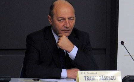 Ieşirea din recesiune ar putea să nu mai aibă loc în martie, conform preşedintelui Traian Băsescu