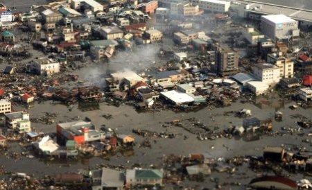 Noi imagini cu tsunamiul care a &quot;măturat&quot; Japonia