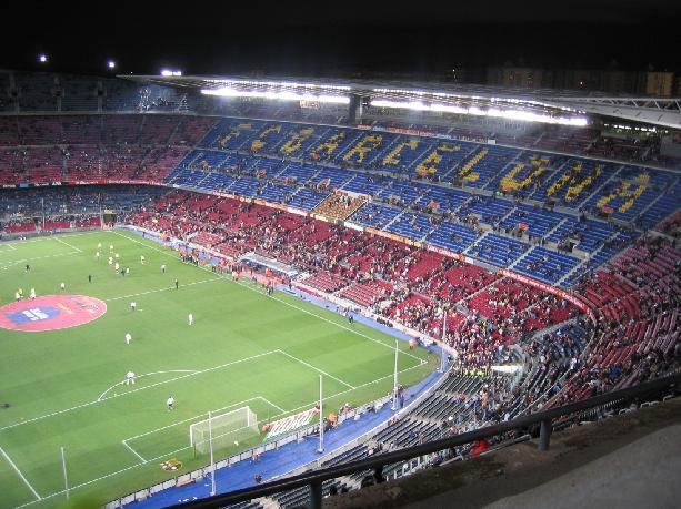 FC Barcelona vrea să interzică fumatul pe stadionul Camp Nou