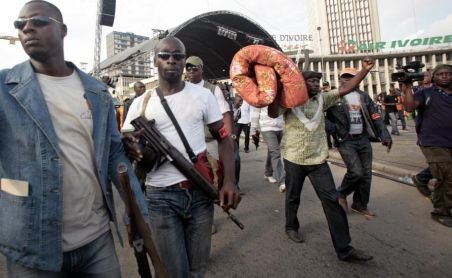 Aproape 1.000 de morţi, în Coasta de Fildeş, după ciocnirile violente între forţe loiale preşedintelui şi cele ale predecesorului