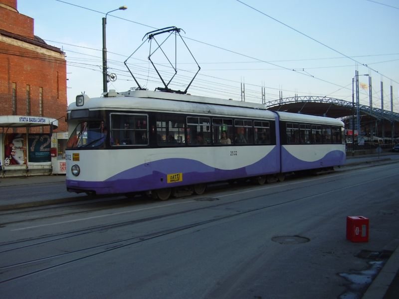Un tramvai din Timişoara a deraiat, blocând circulaţia mai multe ore