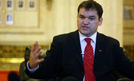 Boc i-a cerut ministrului Sănătăţii un raport privind decesul pacientului din Vâlcea