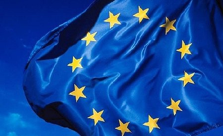Guvernul nu este interesat de absorbţia fondurilor europene în România