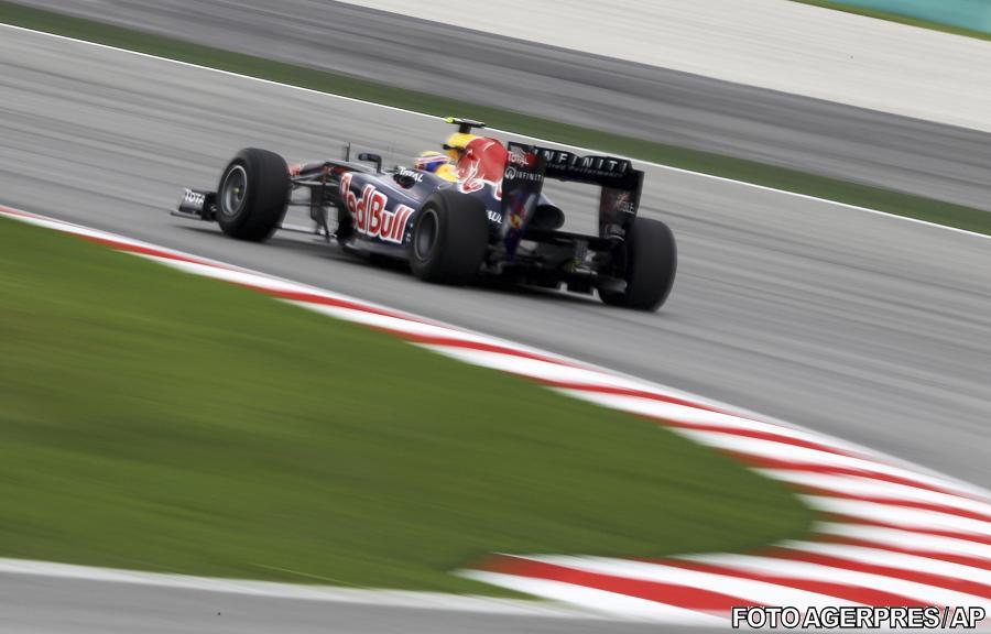 Mark Webber a dominat cele două sesiuni de antrenamente de la Sepang