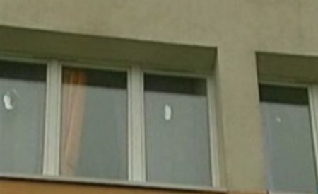 Tg Mureş. O femeie care născuse în urmă cu trei zile s-a aruncat de la etajul 9 al spitalului