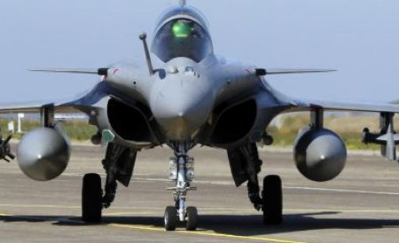 Aviaţia SUA bombardează în continuare apărarea antiaeriană din Libia