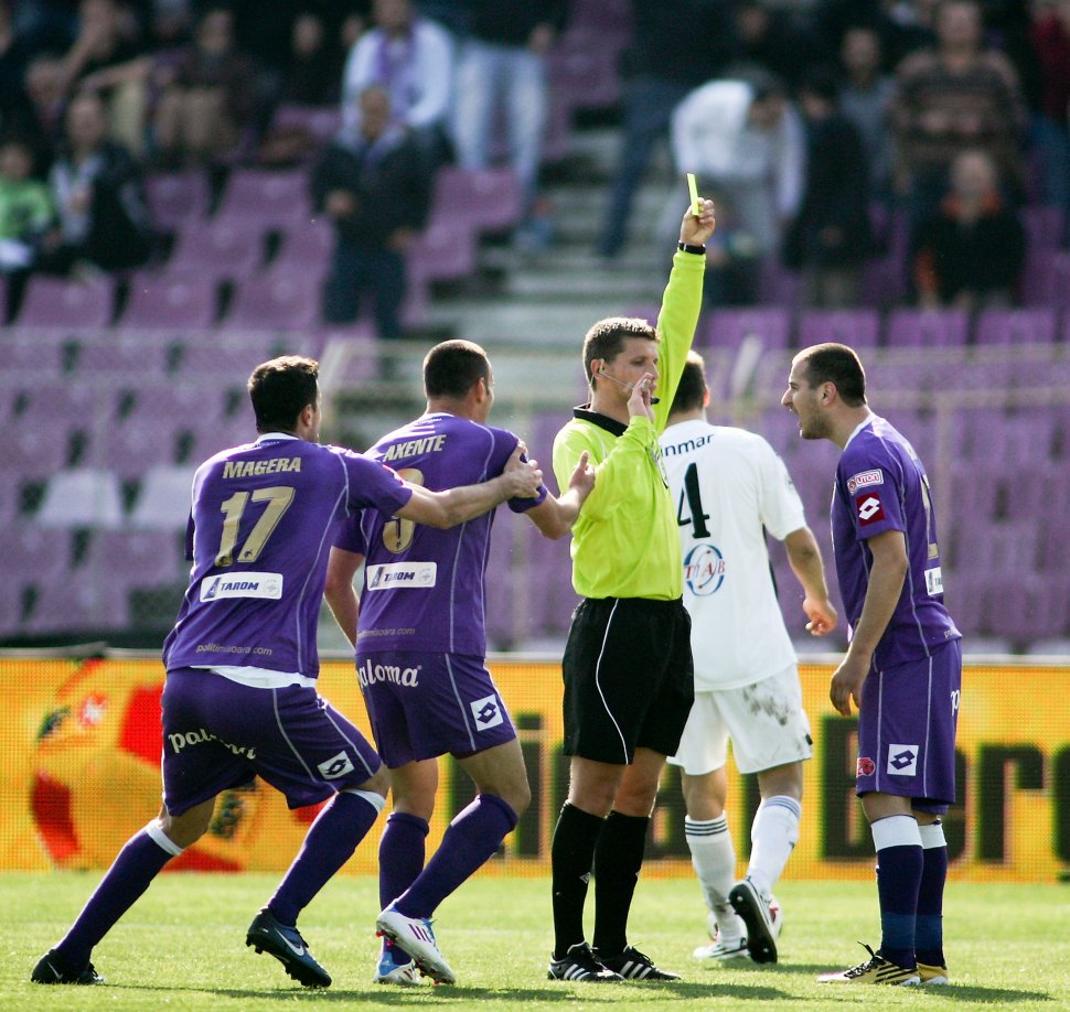 Timişoara, doar 0-0 acasă cu FCM Tg. Mureş. Zicu a ratat un penalty în minutul 90