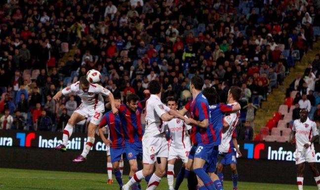 Dinamoviştii au câştigat derby-ul cu Steaua, însă unii jucători riscă dosare penale