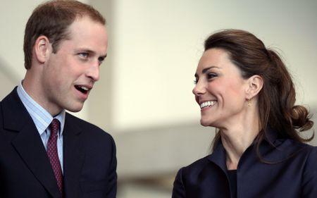 Prinţul William şi Kate Middleton, soţ şi soţie: S-au sărutat in balconul Palatului Buckingham 94053