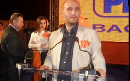 Şeful organizaţiei de tineret a PDL din Buhuşi, Radu Mărginean, a murit în condiţii suspecte