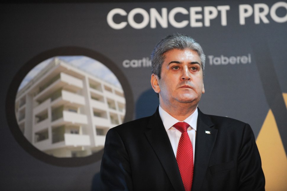 Ministrul Apărării, Gabriel Oprea, a încasat 150.000 de euro din chirii în anul de austeritate