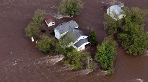 Centrul SUA, afectat de inundaţii. Nivelul apelor a depăşit recordul din 1927