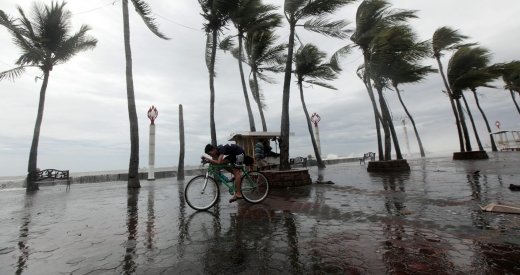 11 oameni au murit în urma unei furtuni tropicale din Filipine