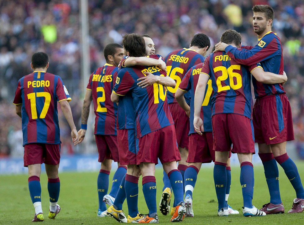 Iniesta apropie Barcelona la un punct de titlu, după derby-ul cu Espanyol