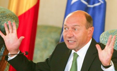 Traian Băsescu: Am învăţat să nu mai cred în politicieni