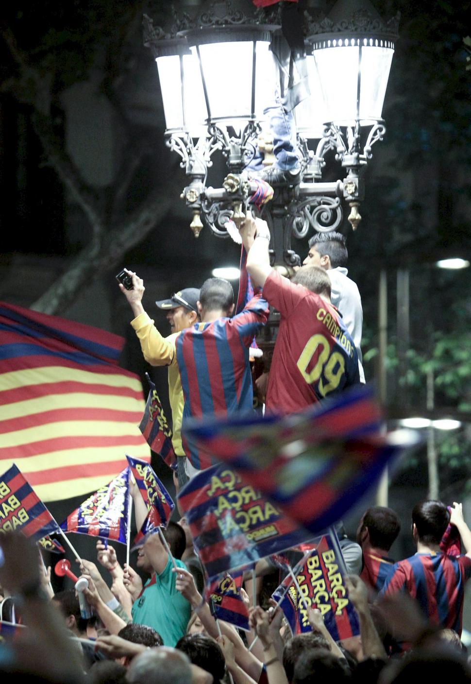 FC Barcelona a câştigat al treilea titlu consecutiv în Spania 95277