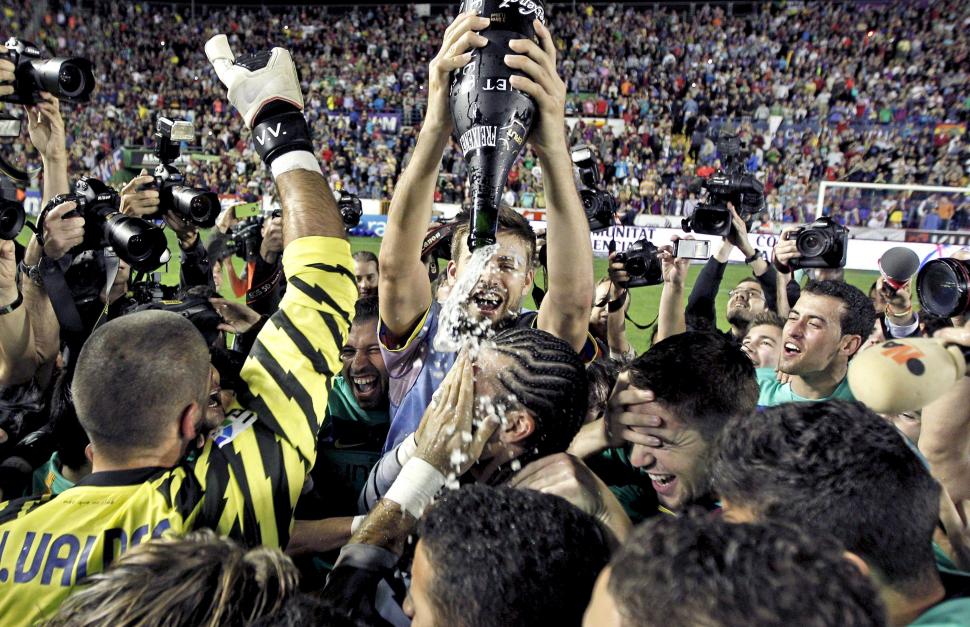 FC Barcelona a câştigat al treilea titlu consecutiv în Spania 95280