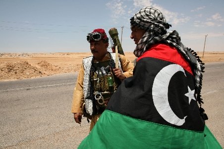 Rebelii din Libia susţin că au obţinut controlul total asupra oraşului Misrata