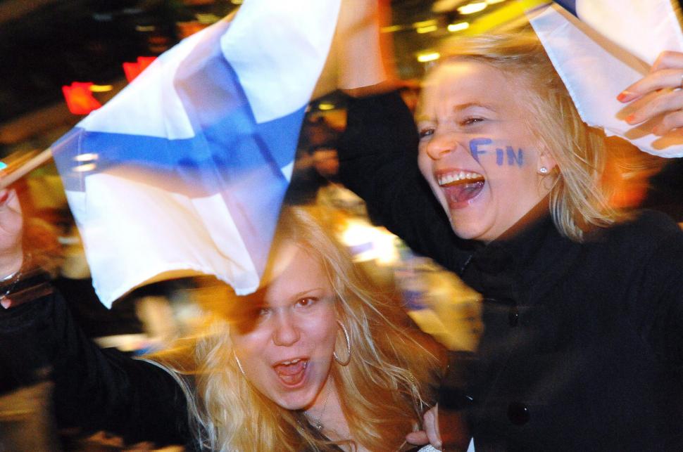 Finlanda este noua campioană mondială la hochei pe gheaţă 95642