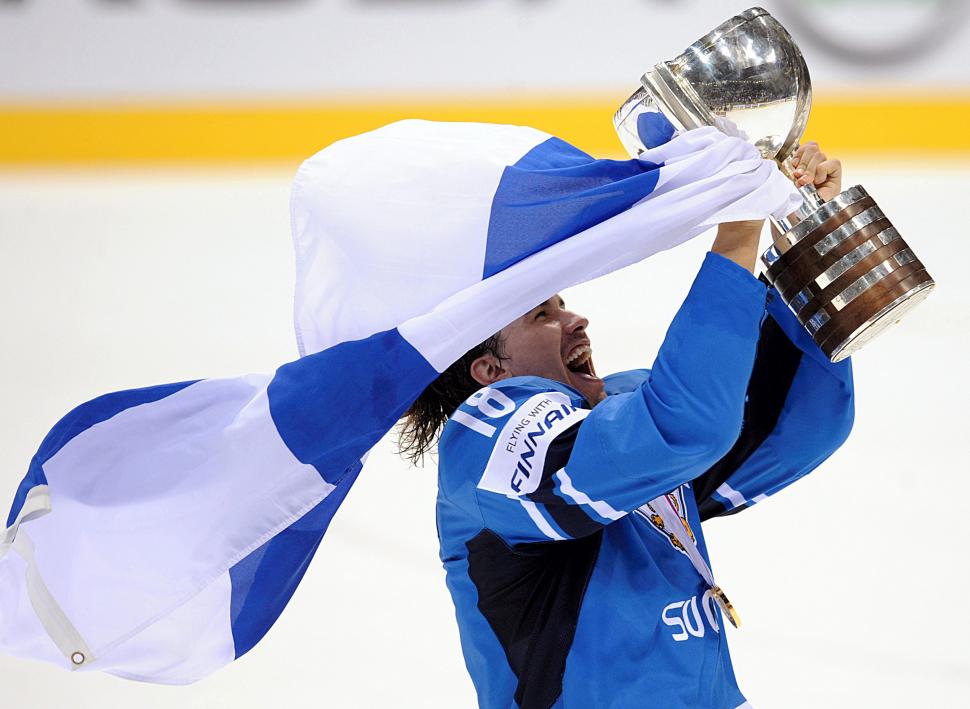 Finlanda este noua campioană mondială la hochei pe gheaţă 95643