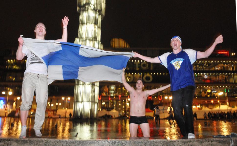 Finlanda este noua campioană mondială la hochei pe gheaţă 95652