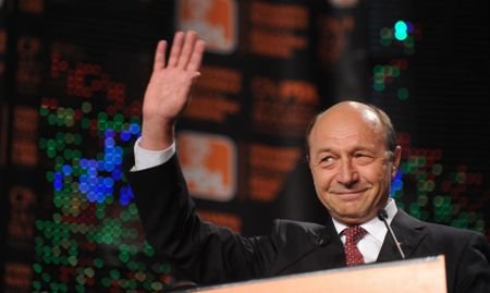 Traian Băsescu: Avem nevoie de expertiza FMI. Absorbţia fondurilor, departe de a fi eficientă