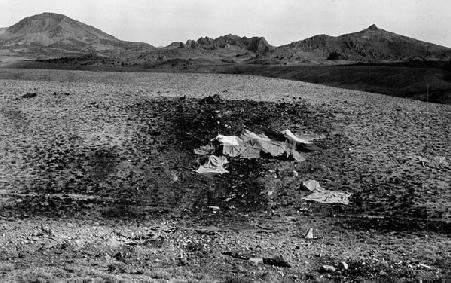 Imagini inedite din Zona 51: National Geographic publică poze de la prăbuşirea în 1963 a unui avion de spionaj 96304