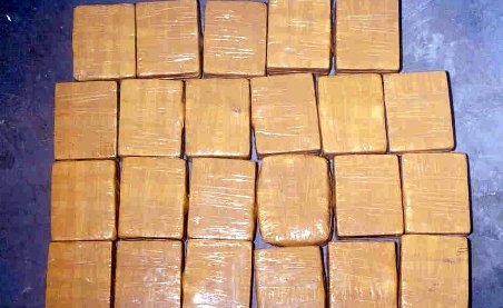 Vameşii bulgari au confiscat peste 30 de kg de heroină la bordul unui feribot 