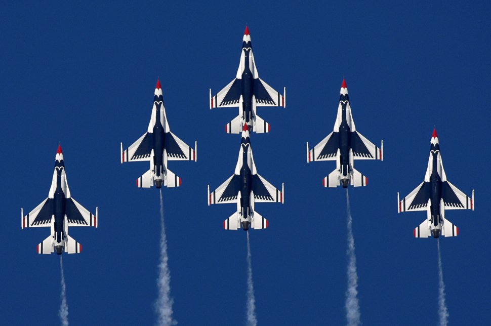 Escadrila &quot;Thunderbirds&quot; a Forţelor Aeriene Americane vine în România, la Constanţa