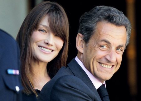 Nicolas Sarkozy şi soţia sa, Carla Bruni, vor avea un băieţel