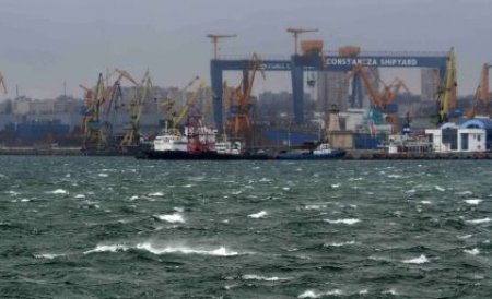 Razii în Portul Constanţa: Sunt verificaţi comisionarii vamali